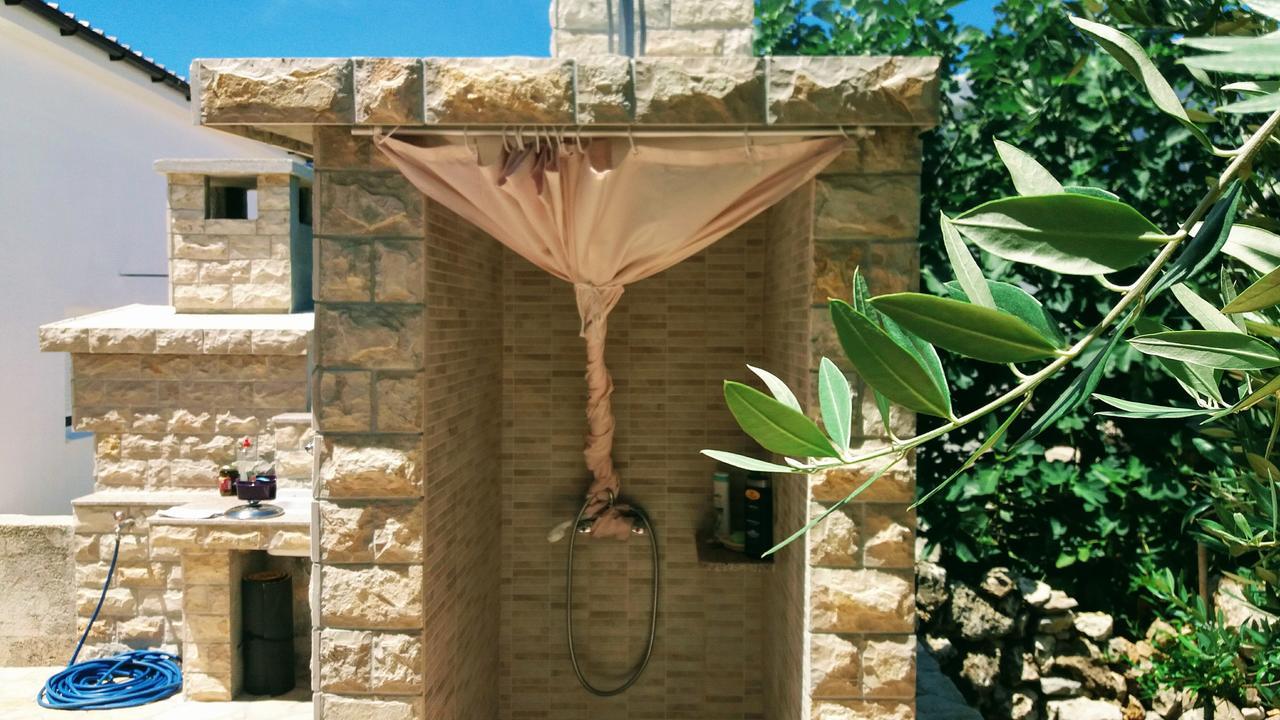 Apartments Jolic Vir Exterior foto